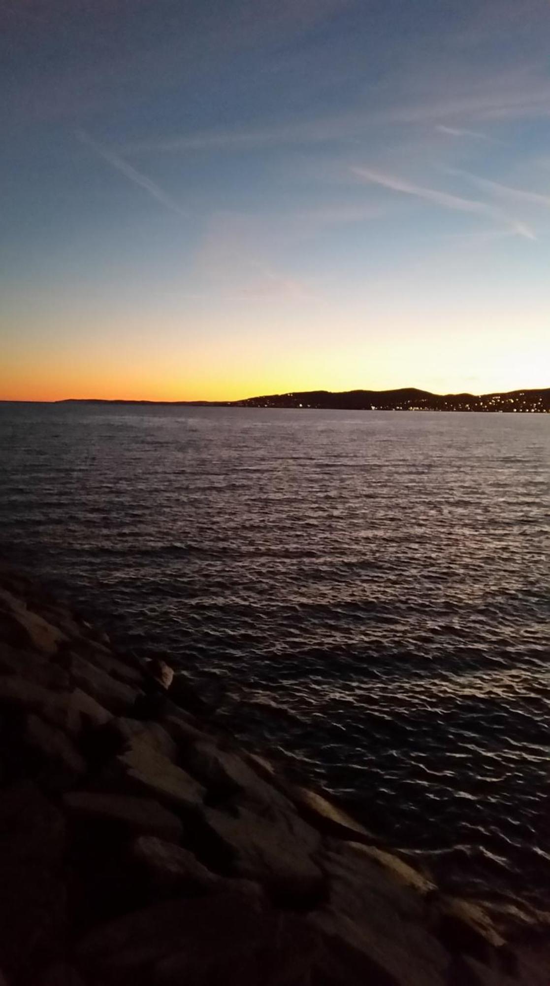 Apartment Sublime Vue Mer,parking,wifi Frejus